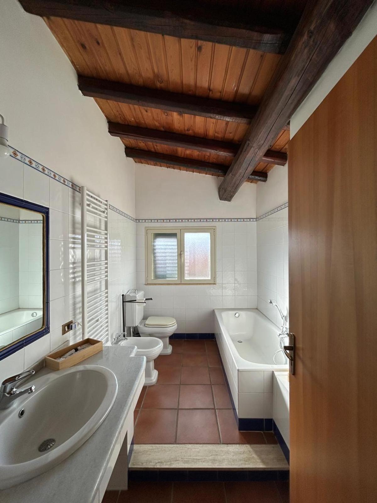 Otium54 Apartment Ragalna Bagian luar foto