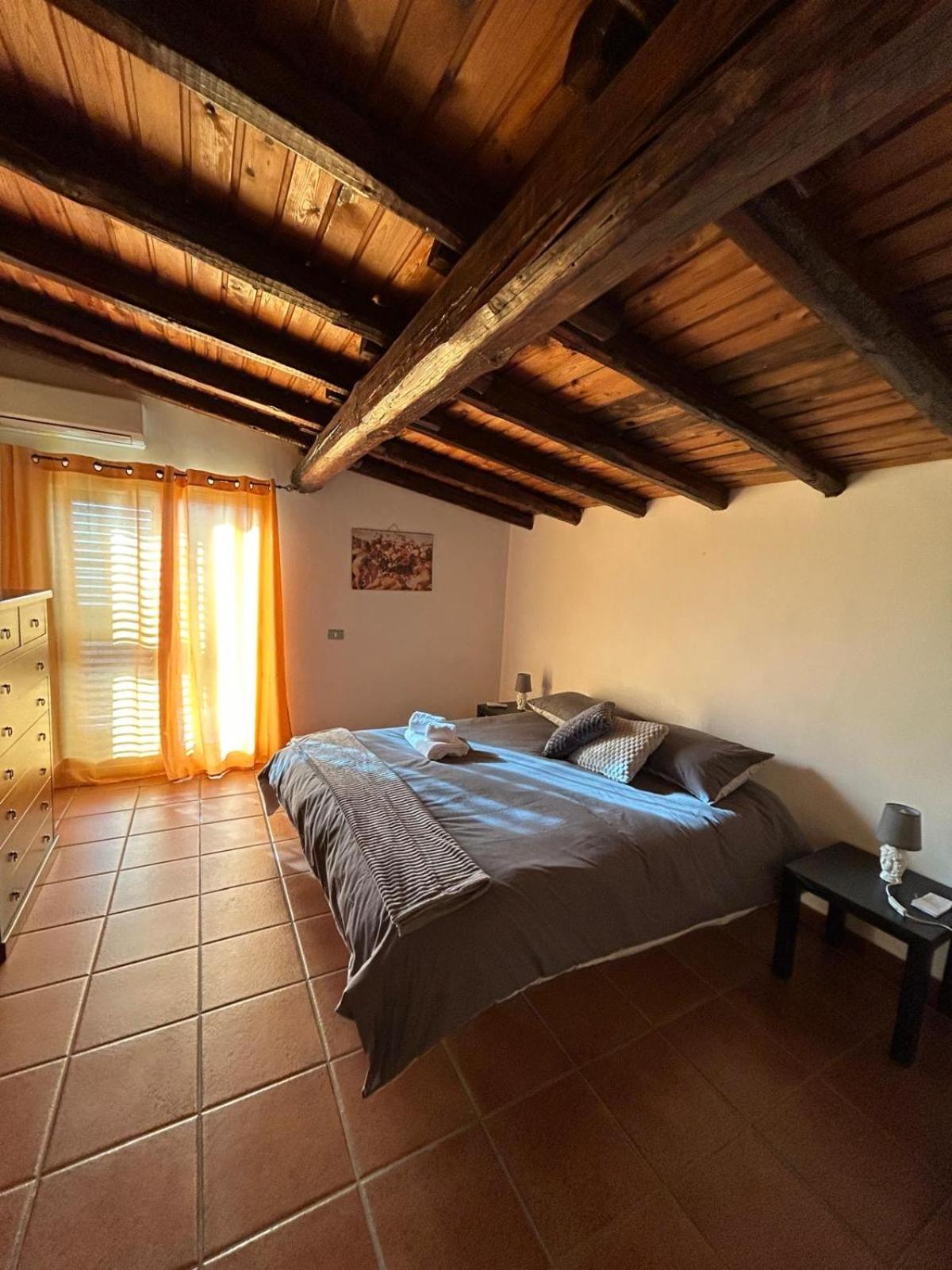 Otium54 Apartment Ragalna Bagian luar foto